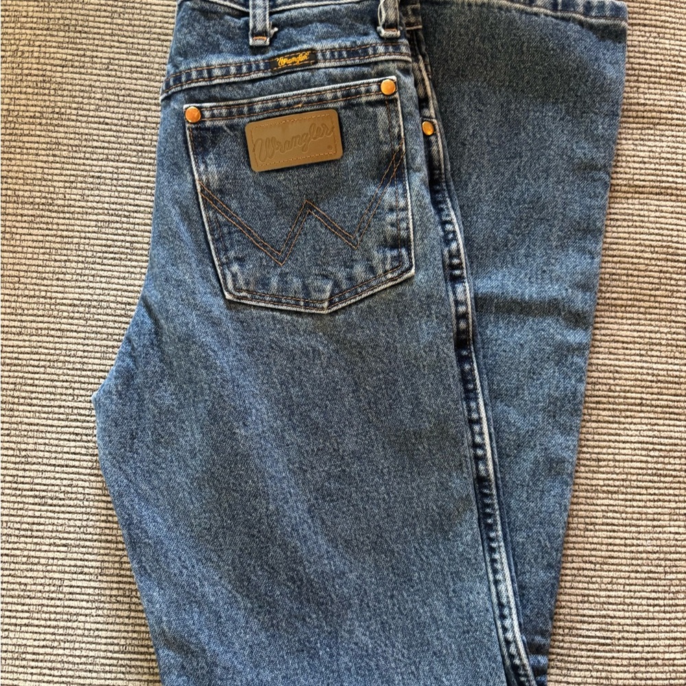 Wrangler Blue Relaxed Fit Jeans with Classic Stonewash